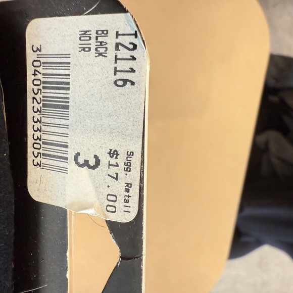 Grouping : 3 pairs of full black tights : and one grey and one black knit thighs - Picture 7 of 8